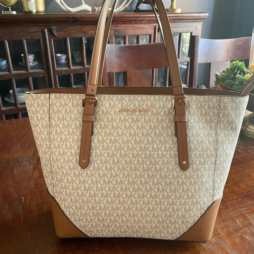 Michael Kors Aria tote.